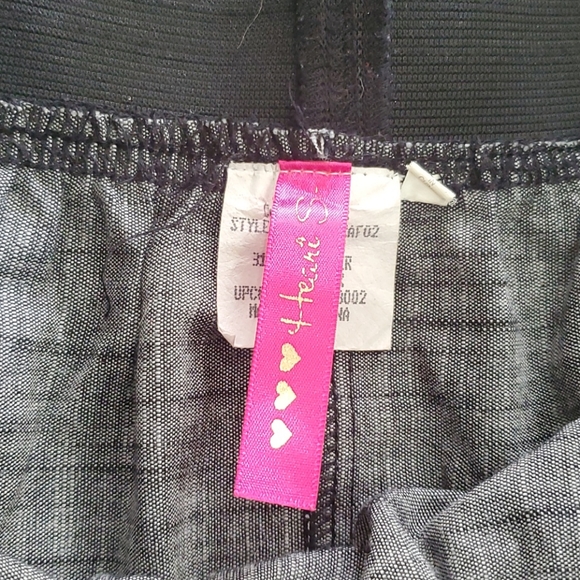 💥50% sale💥Heart SO szL embroidered skirt #856 - Picture 4 of 9